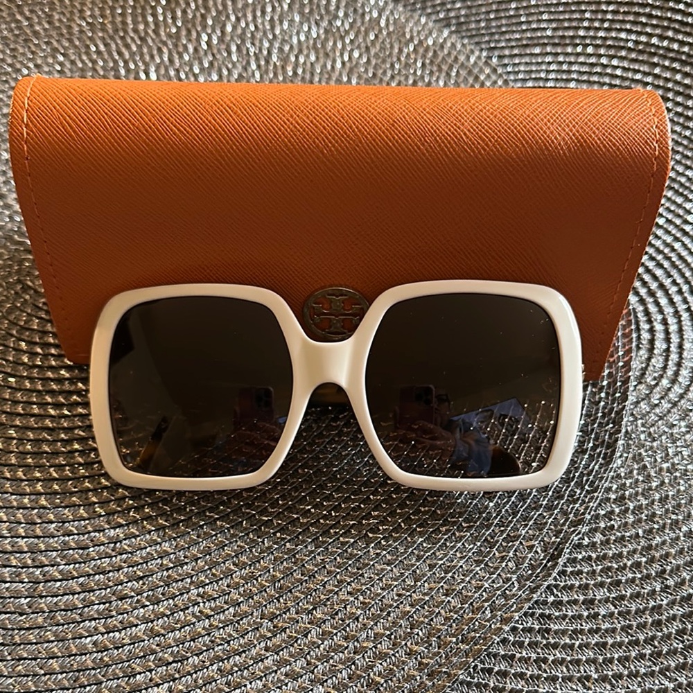 Tory Burch White and Orange Sunglasses Retro-Inspired